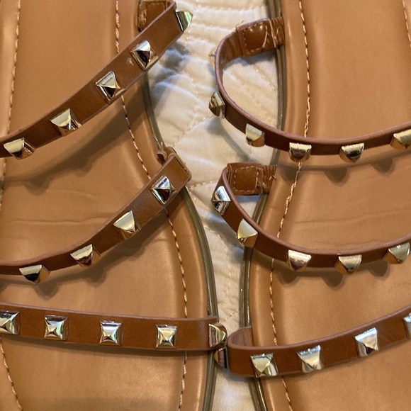 ❗️Final Markdown ❗️Pierre Dumas • pyramid stud sandals women’s size 10 - Picture 11 of 12